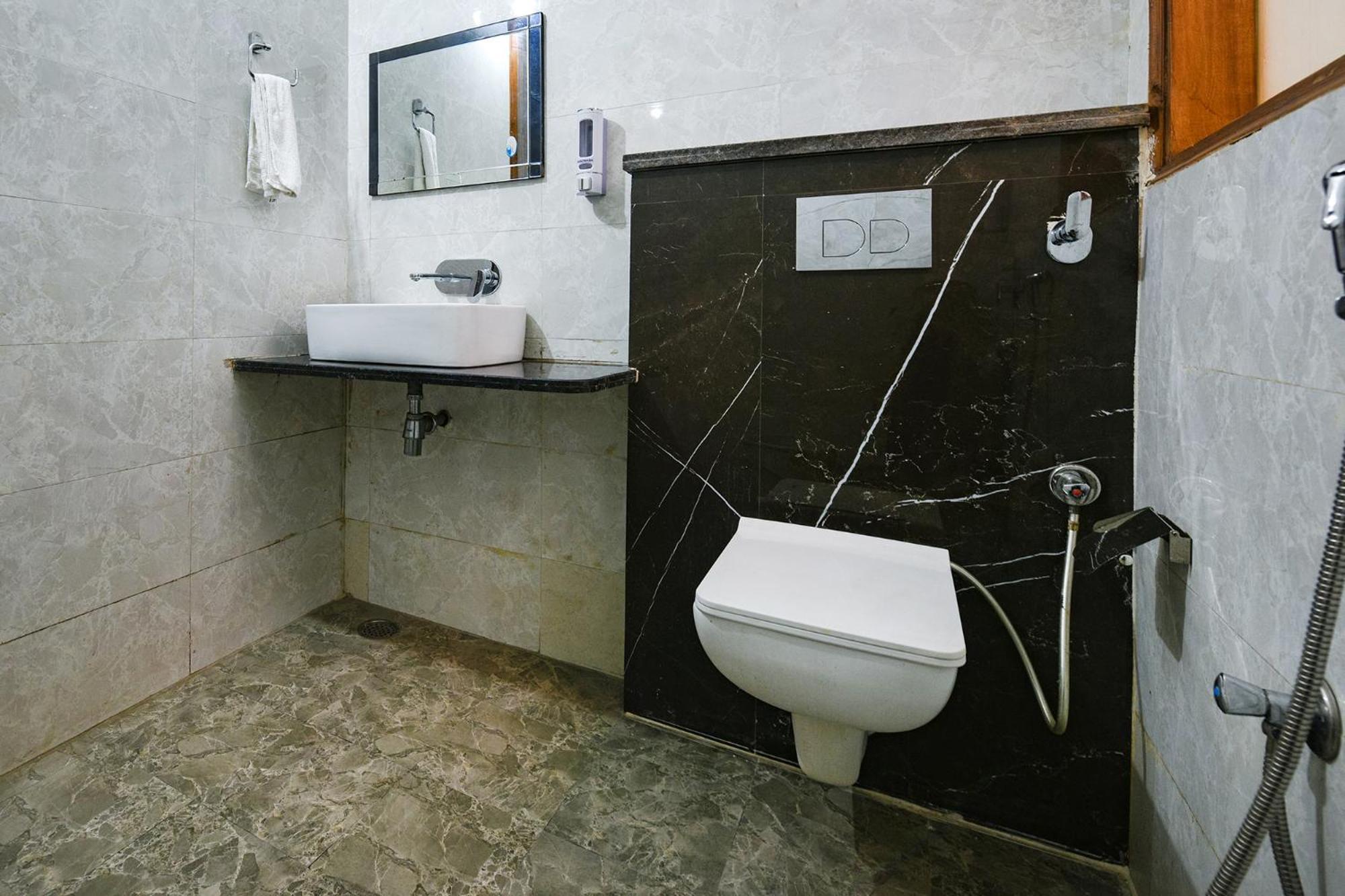 Fabhotel Indian I غورغاون المظهر الخارجي الصورة